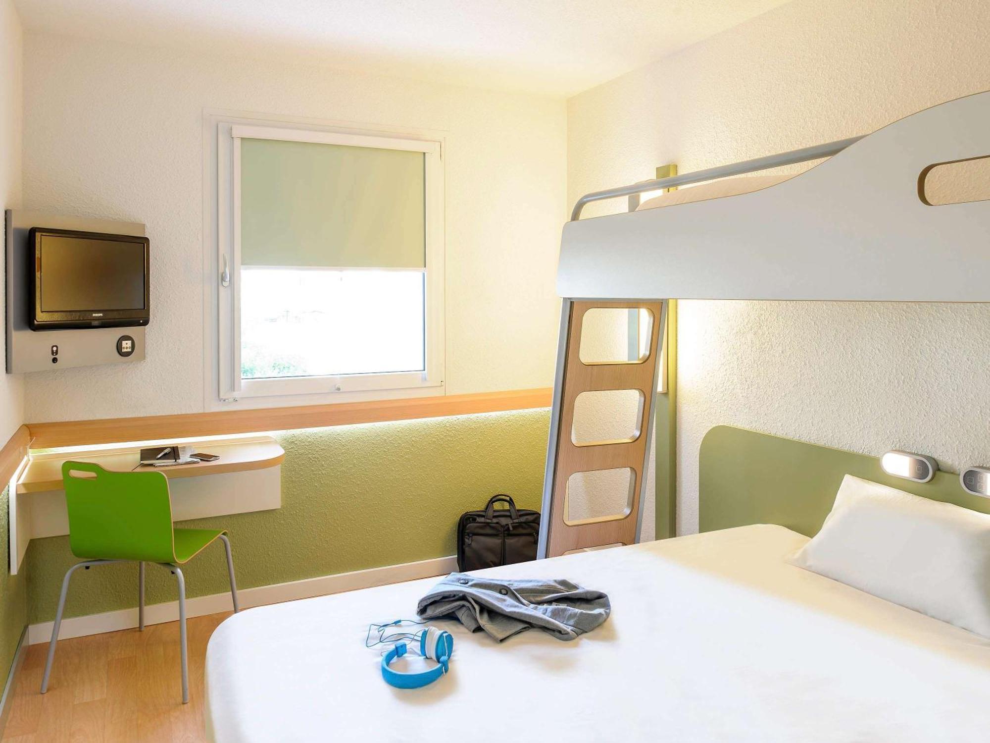 Ibis Budget Montceau Les Mines Luaran gambar