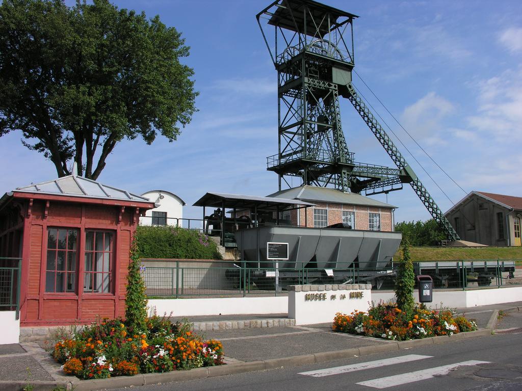 Ibis Budget Montceau Les Mines Luaran gambar