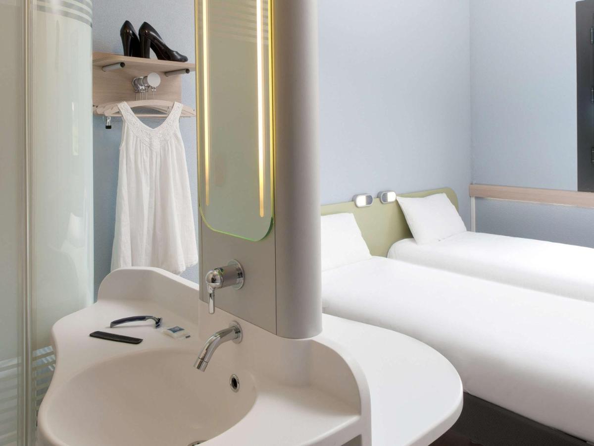 Ibis Budget Montceau Les Mines Luaran gambar